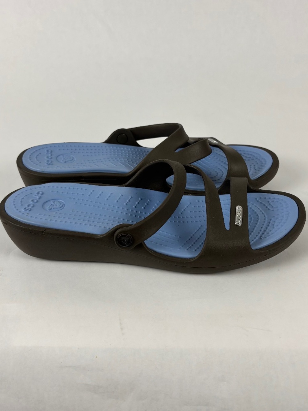 Crocs, Sandals, Two-inch Heel, Straps, Blue/Gray, Women's Size 9